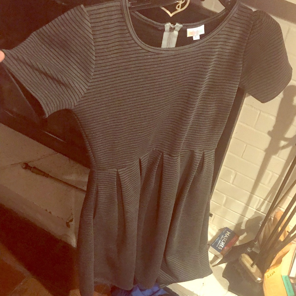 LuLaRoe Size Large Amelia